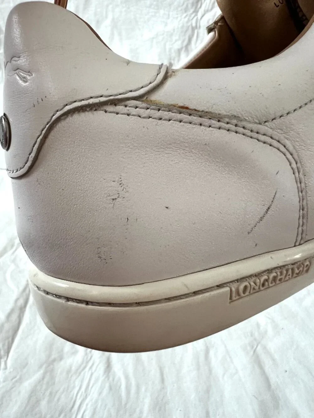 Longchamp sneakers FR 39 US 8 womens white leather lace up low top tennis shoes